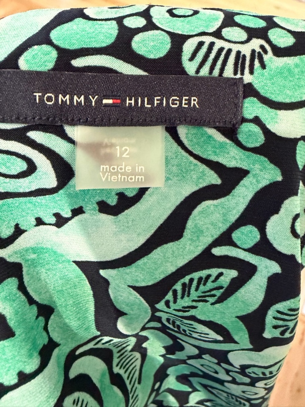 Tommy Hillfiger Sleeveless Printed Mini Shift Dress - Picture 5 of 6
